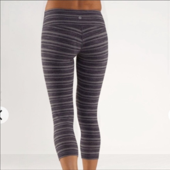 Lululemon Wunder Under Crop Leggings Black Stripes Galore - Picture 2 of 6